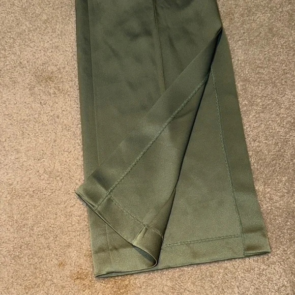Elie Tahari Green Satin Pants - Picture 4 of 9